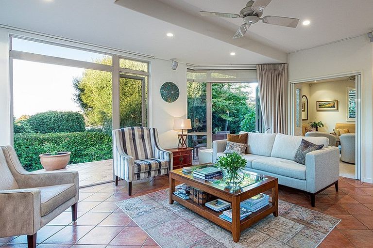 Photo of property in 3/284 Lake Road, Hauraki, Auckland, 0622