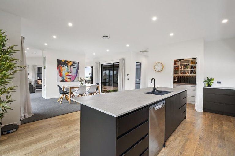 Photo of property in 6 Dickins Lane, Aokautere, Palmerston North, 4471