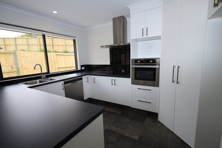 Photo of property in 77b Pakanga Grove, Pyes Pa, Tauranga, 3112