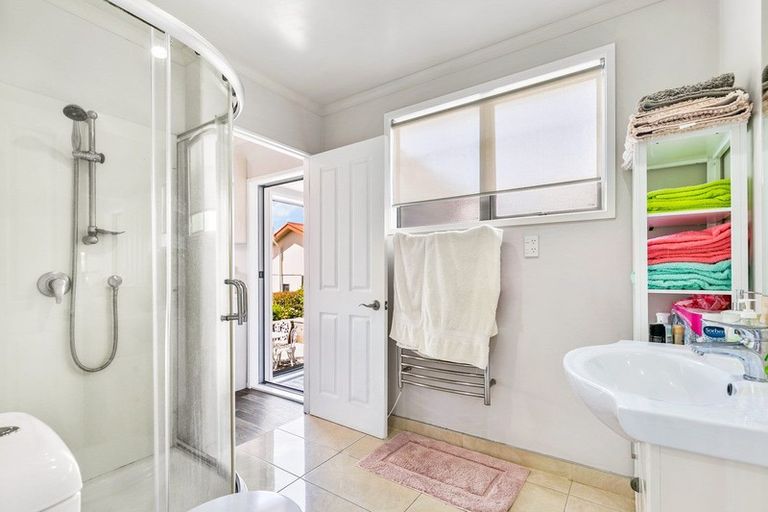 Photo of property in 8 Brandon Road, Manly, Whangaparaoa, 0930