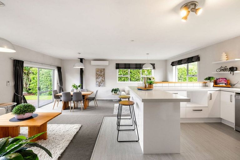 Photo of property in 17 Buckland Place, Cambridge, 3434