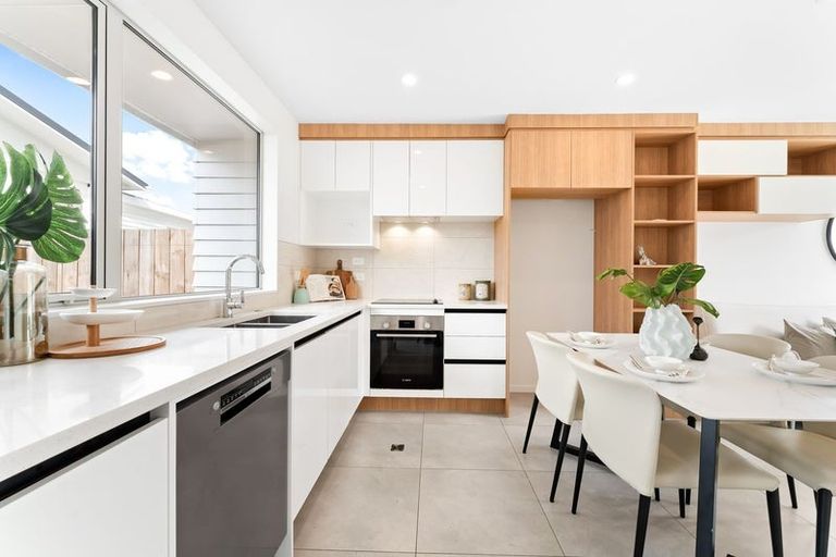 Photo of property in 34b James Street, Mangere East, Auckland, 2024