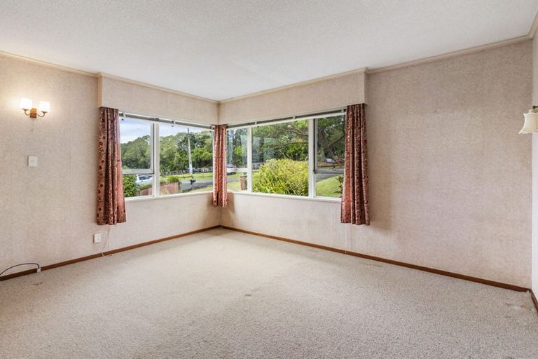 Photo of property in 462 Don Buck Road, Massey, Auckland, 0614