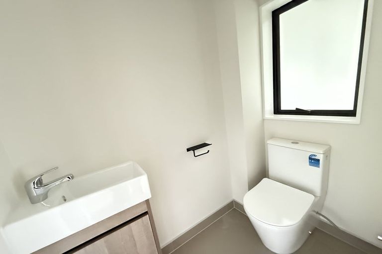 Photo of property in 7 Bolina Crescent, Pakuranga, Auckland, 2010