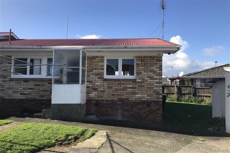 Photo of property in 20 Hillcrest Road, Papatoetoe, Auckland, 2025