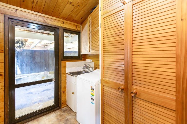 Photo of property in 2/23 Roband Crescent, Brown Owl, Upper Hutt, 5018