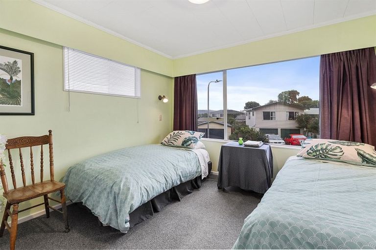 Photo of property in 14 Findhorn Place, Papakowhai, Porirua, 5024