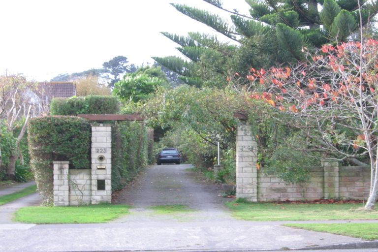 Photo of property in 223 Te Moana Road, Waikanae, 5036