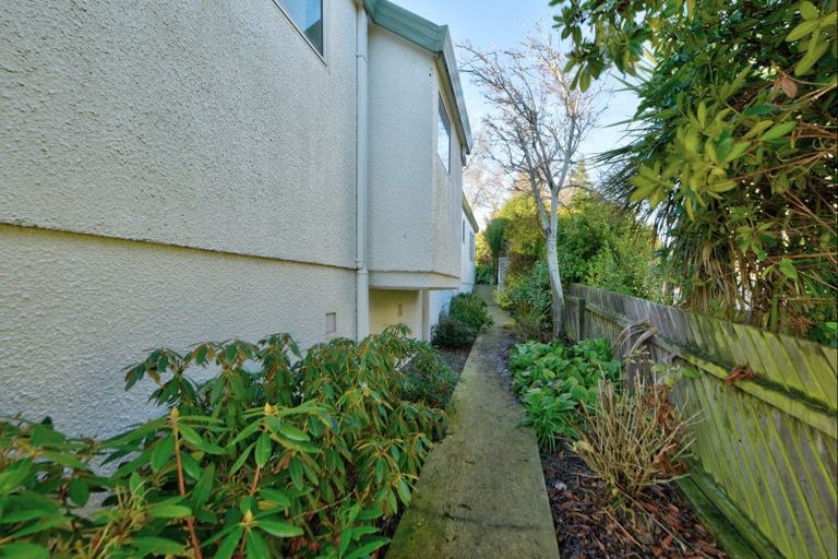 Photo of property in 43 Aotea Crescent, Gore, 9710