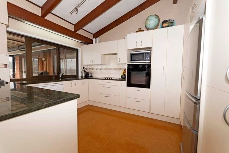 Photo of property in 64 O'neills Road, Swanson, Auckland, 0614