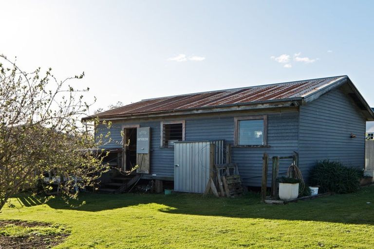 Photo of property in 25 Lyell Road, Outer Kaiti, Gisborne, 4010