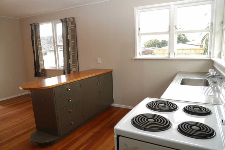 Photo of property in 30 Michael Road, Paraparaumu Beach, Paraparaumu, 5032