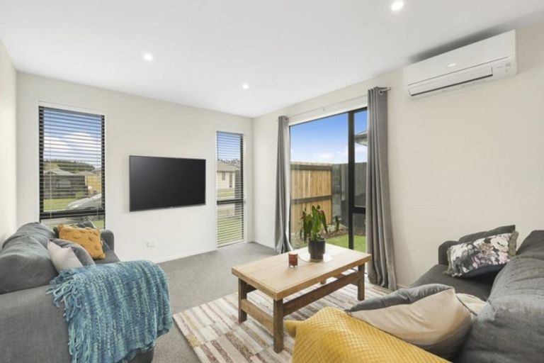 Photo of property in 11 Pajet Street, Marshland, Christchurch, 8083