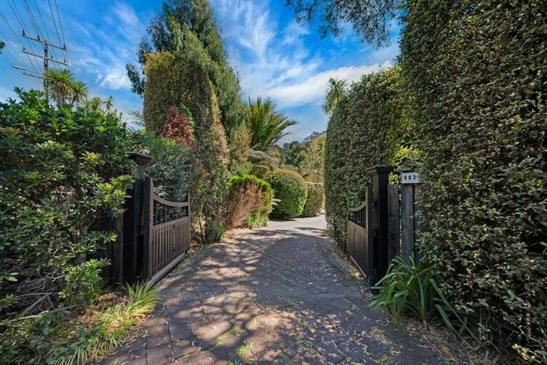 Photo of property in 883 Swanson Road, Swanson, Auckland, 0612