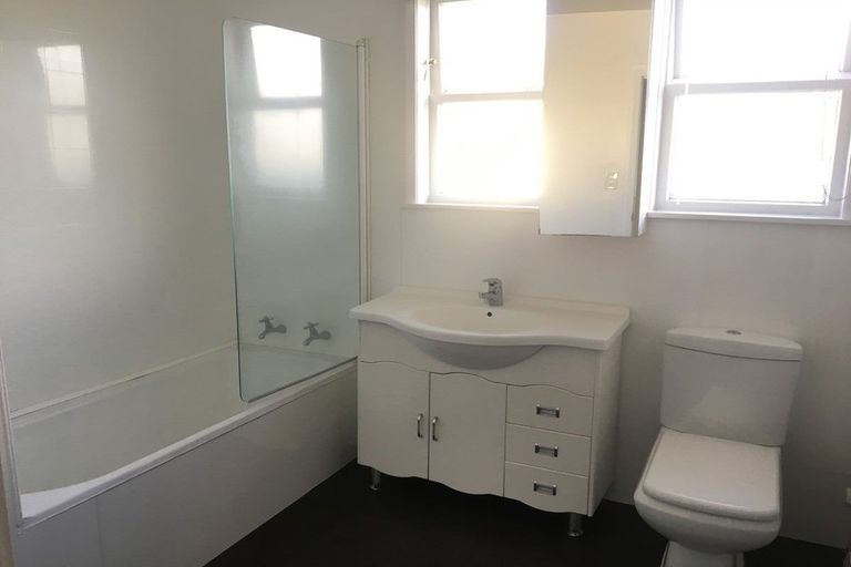 Photo of property in 577 Ferry Road, Woolston, Christchurch, 8023