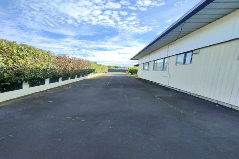 Photo of property in 6c Seaview Road, Milford, Auckland, 0620