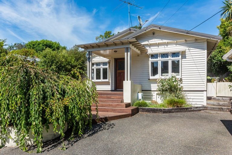 Photo of property in 10 Gloucester Street, Silverstream, Upper Hutt, 5019
