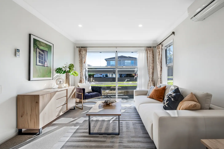 Photo of property in 24 Darion Drive, Flat Bush, Auckland, 2019