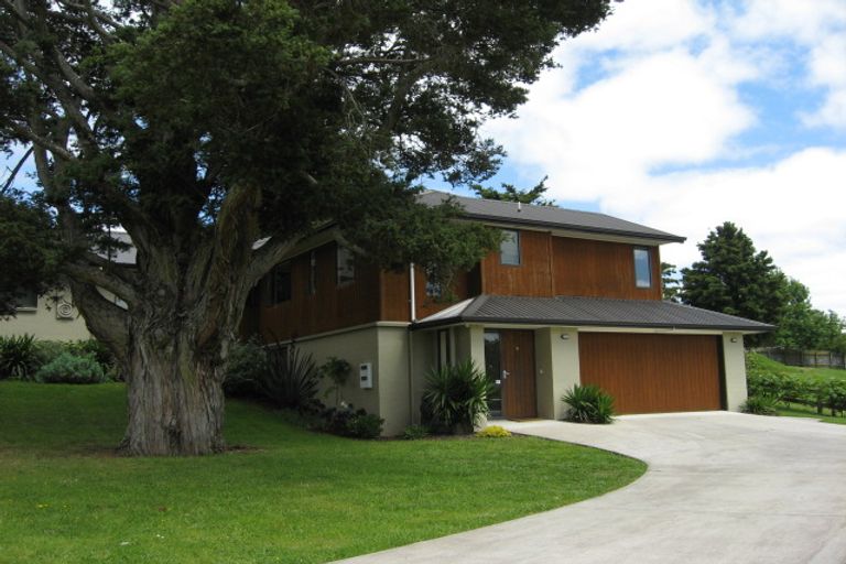 Photo of property in 57 Ridgeway Road, Pukekohe, 2120