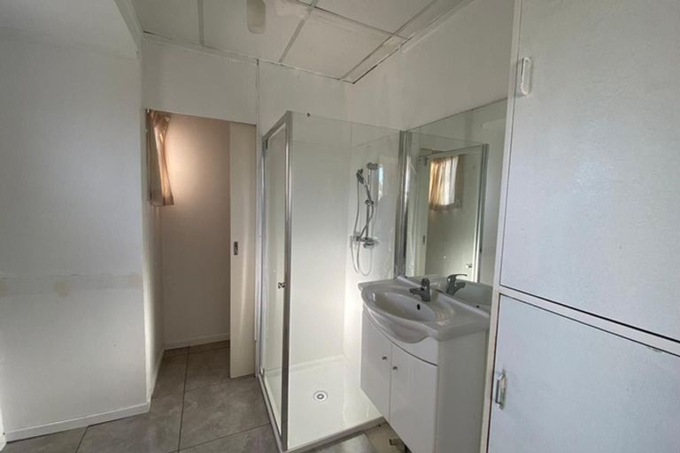 Photo of property in 2/31 Lavelle Road, Henderson, Auckland, 0612