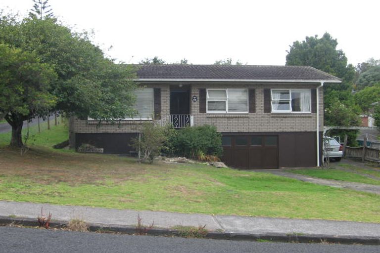 Photo of property in 33 Ramillies Place, Glenfield, Auckland, 0629