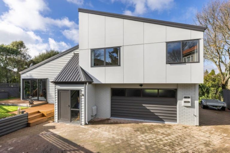 Photo of property in 18a Masters Avenue, Hillcrest, Hamilton, 3216