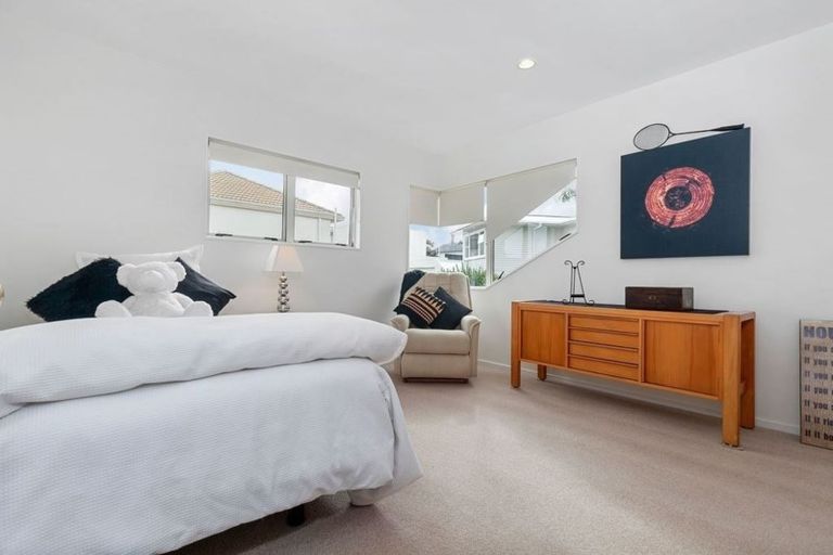 Photo of property in 5/26 Eversleigh Road, Belmont, Auckland, 0622