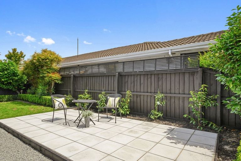 Photo of property in 3 Dalrye Place, Ilam, Christchurch, 8041