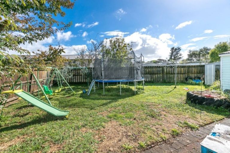 Photo of property in 6 Marion Place, Deanwell, Hamilton, 3206