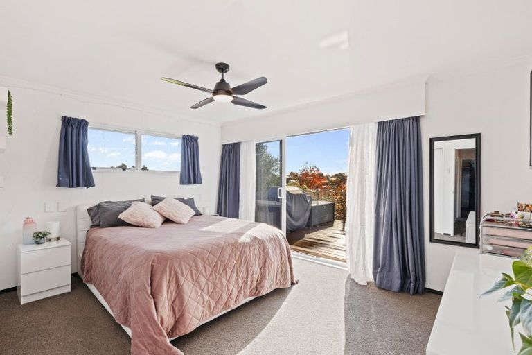 Photo of property in 4 Cargill Place, Frankleigh Park, New Plymouth, 4310