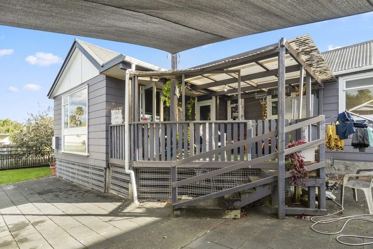 Photo of property in 5a James Cook Drive, Welcome Bay, Tauranga, 3112