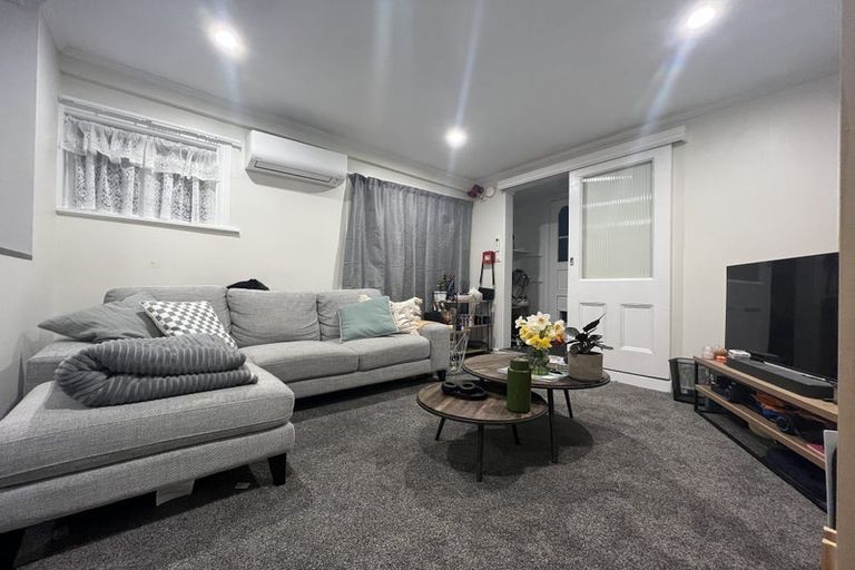 Photo of property in 3/110 Austin Street, Mount Victoria, Wellington, 6011