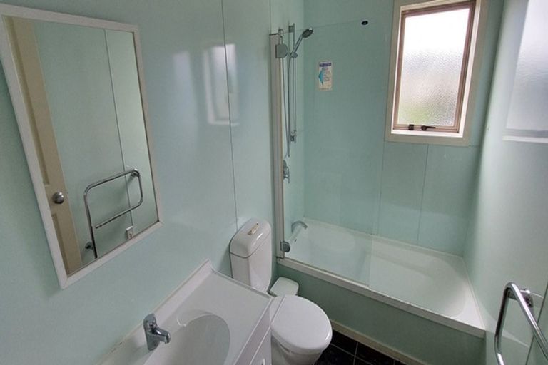 Photo of property in 72a Sheridan Terrace, Johnsonville, Wellington, 6037