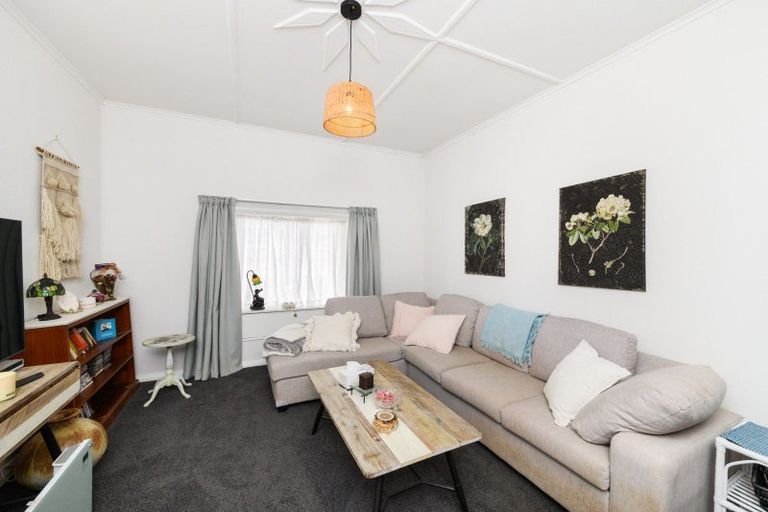 Photo of property in 5a Camden Street, Feilding, 4702