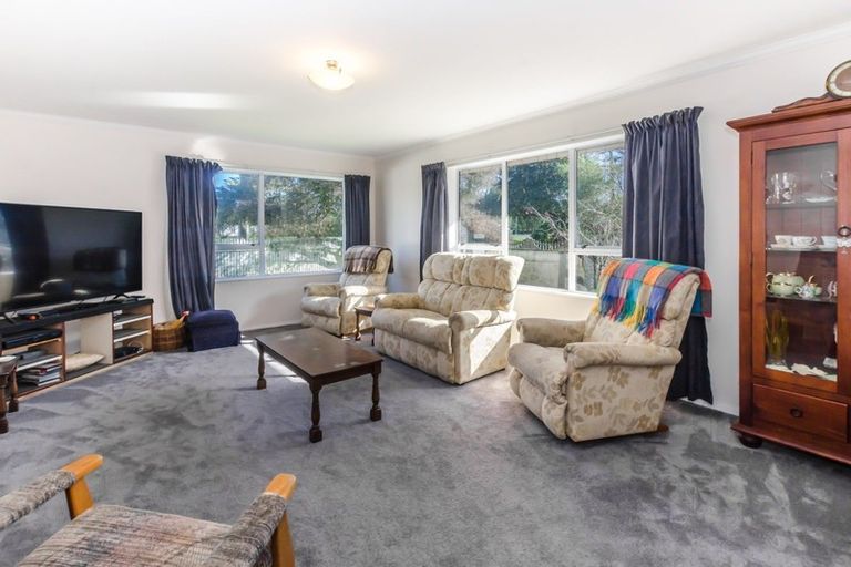 Photo of property in 263 Te Moana Road, Waikanae, 5036