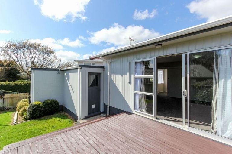 Photo of property in 4/311 Carrington Street, Vogeltown, New Plymouth, 4310