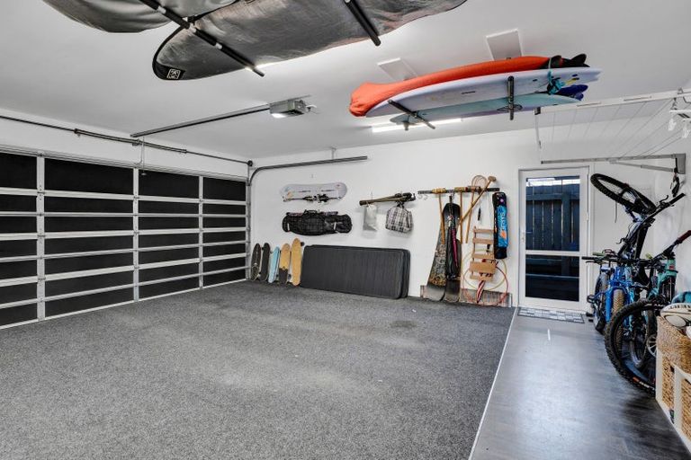 Photo of property in 14a Clawton Street, Westown, New Plymouth, 4310