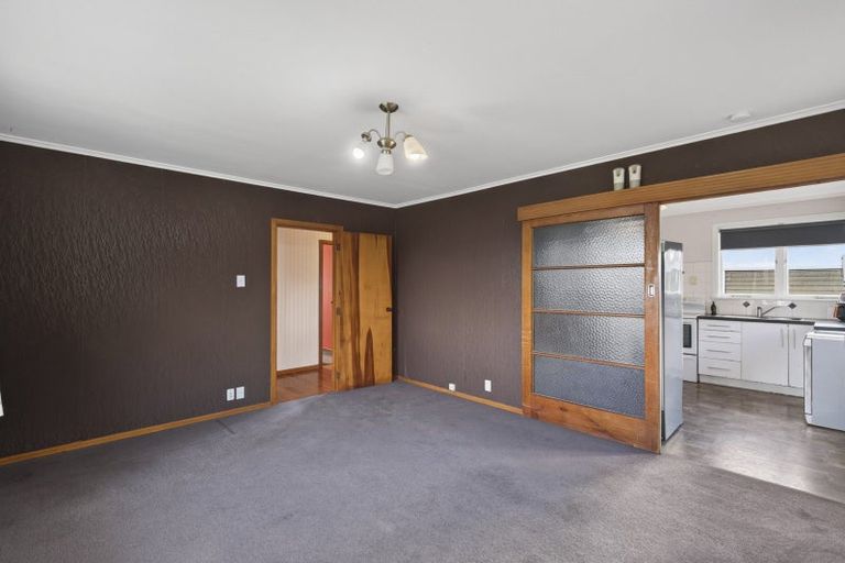 Photo of property in 237 Huatoki Street, Upper Vogeltown, New Plymouth, 4310