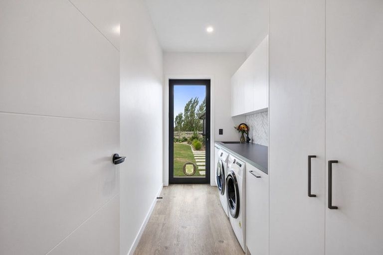 Photo of property in 6 Dickins Lane, Aokautere, Palmerston North, 4471