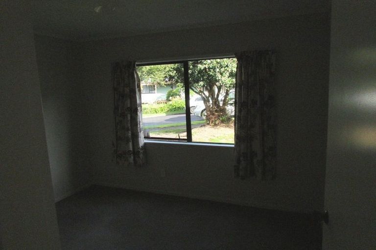 Photo of property in 6 Seagull Place, Whitby, Porirua, 5024
