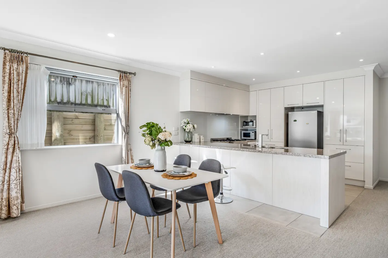 Photo of property in 24 Darion Drive, Flat Bush, Auckland, 2019