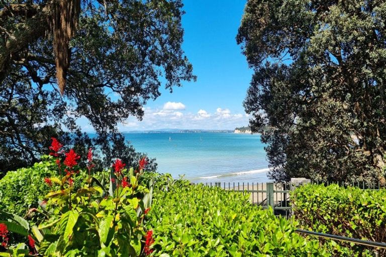 Photo of property in 1/7 The Promenade, Takapuna, Auckland, 0622