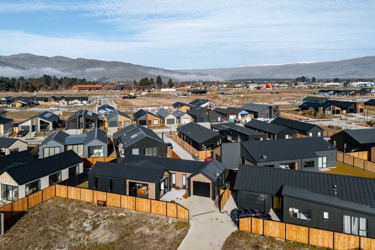 Photo of property in 20 Magnum Drive, Cromwell, 9310