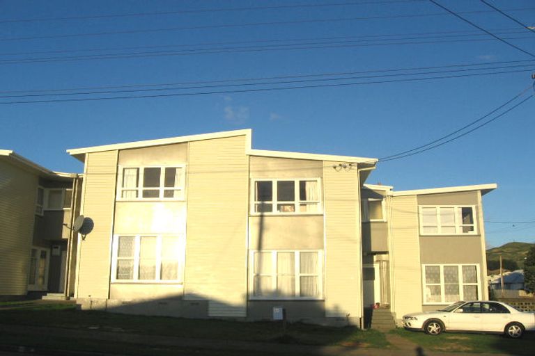Photo of property in 40-46 Fantame Street, Cannons Creek, Porirua, 5024