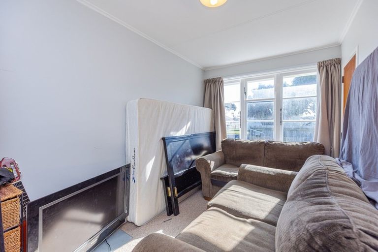 Photo of property in 15 Maire Street, Gonville, Whanganui, 4501