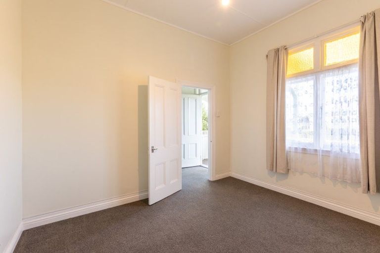 Photo of property in 18 Cole Street, Dannevirke, 4930