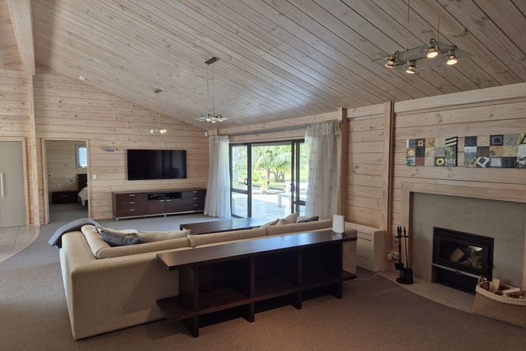 Photo of property in 101 Vista Paku, Pauanui, Hikuai, 3579