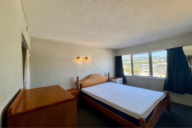 Photo of property in Melksham Towers, 402/131 Brougham Street, Mount Victoria, Wellington, 6011