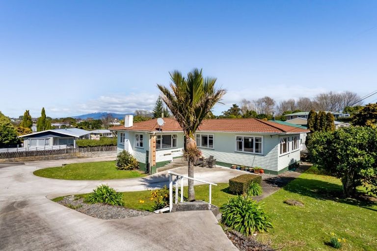 Photo of property in 99 Clawton Street, Westown, New Plymouth, 4310