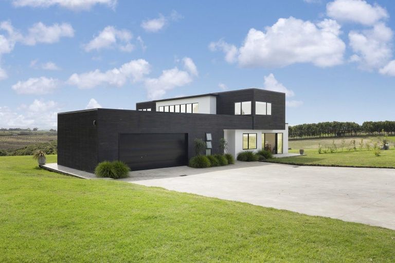 Photo of property in 160 Batty Road, Kingseat, Papakura, 2580